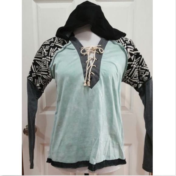 gimmicks by BKE Tops - Gimmicks By BKE Laced Up Hooded Jersey XS